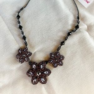 🔥🔥50% Betsy Johnson Vintage Purple/Lavender Crystal Flower Necklace